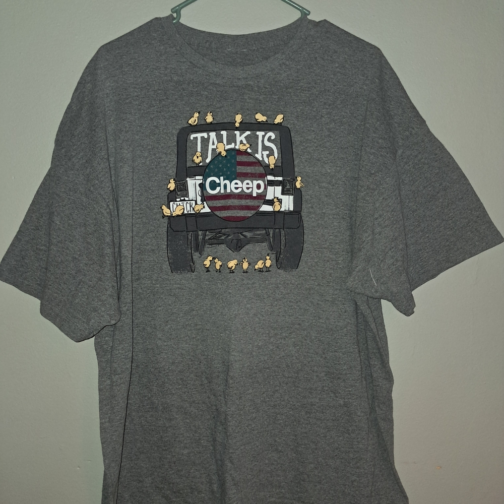 Gray Short Sleeve Graphic Jeep Chicks Tee
